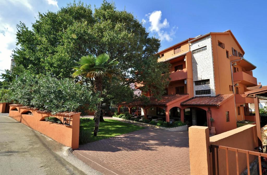 Villa Maimare Biograd Na Moru Exterior foto